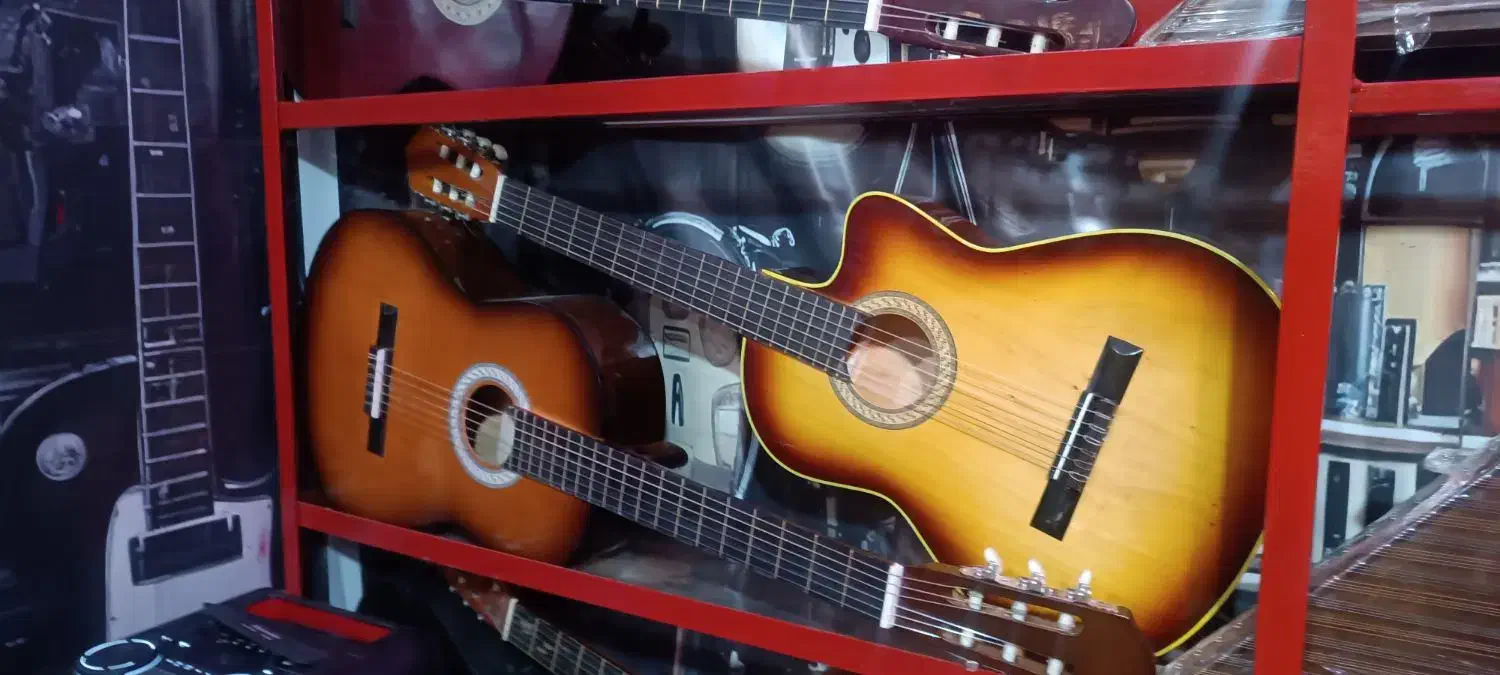 گیتار کلاسیک سایمون|گیتار، بیس، امپلیفایر|ورامین, ورامین|دیوار