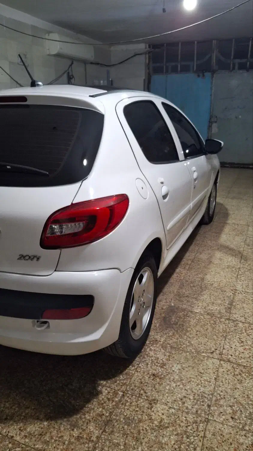 ۲۰۷ پانا دنده ای ۴۰۳ خشک ارتقا یافته|خودرو سواری و وانت|کرج, باغستان|دیوار