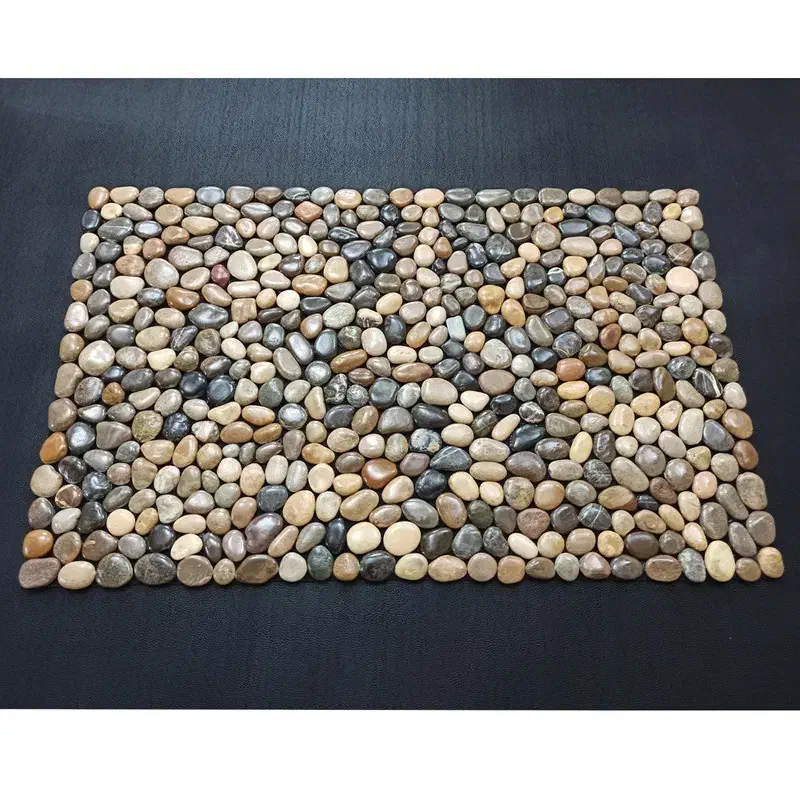 پادری سنگی|پادری|اصفهان, لنبان|دیوار