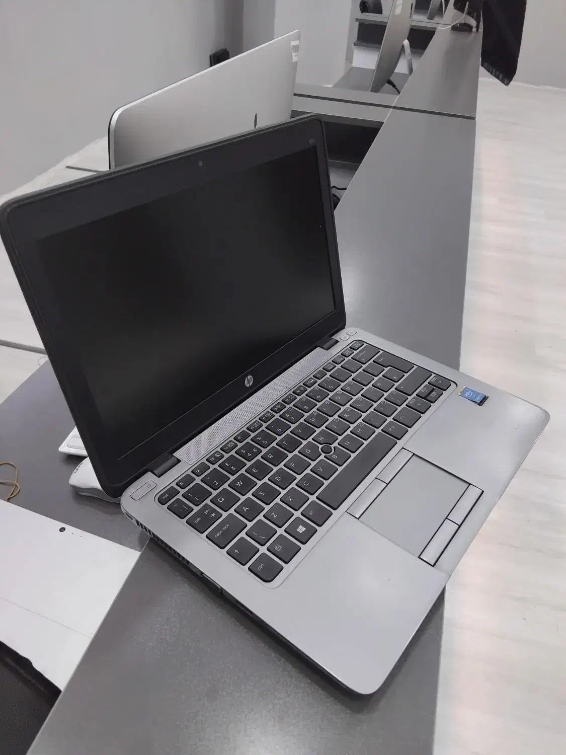 لپتاپ hp مناسب تمامی مشاغل ۳ تا چک ۵۳۰۰ تومان|رایانه همراه|تهران, گلستان (شهرک راه آهن)|دیوار