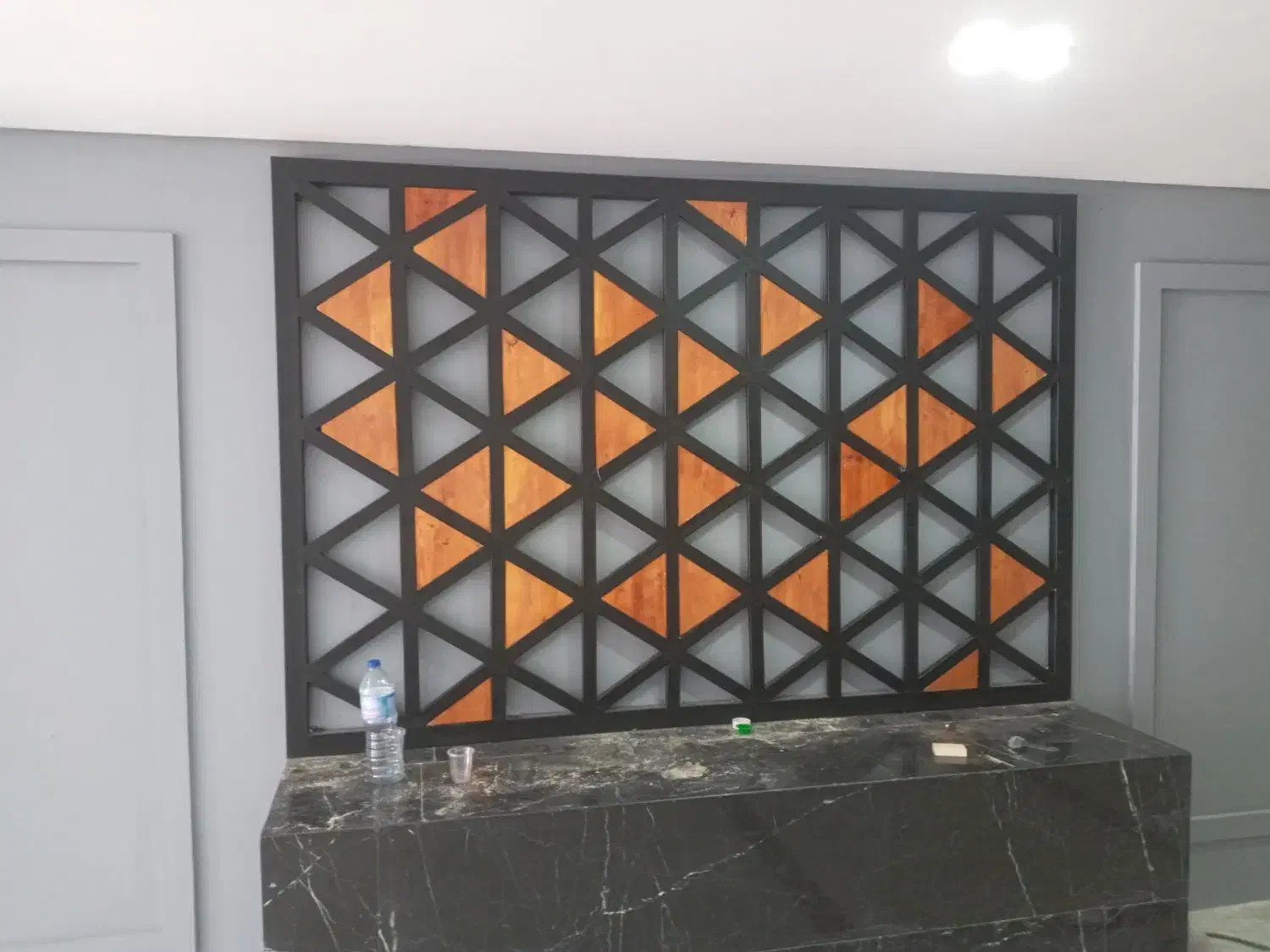 جوشکاری درب وپنجره فرم،نرده چهارچوب اجرای والپست|خدمات پیشه و مهارت|هشتگرد, شهرک پامچال|دیوار