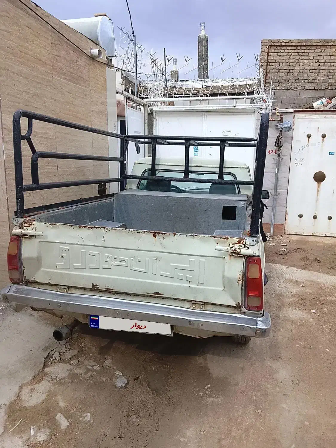 پیکان وانت مدل 80|خودرو سواری و وانت|شیراز, ماه فیروزان|دیوار