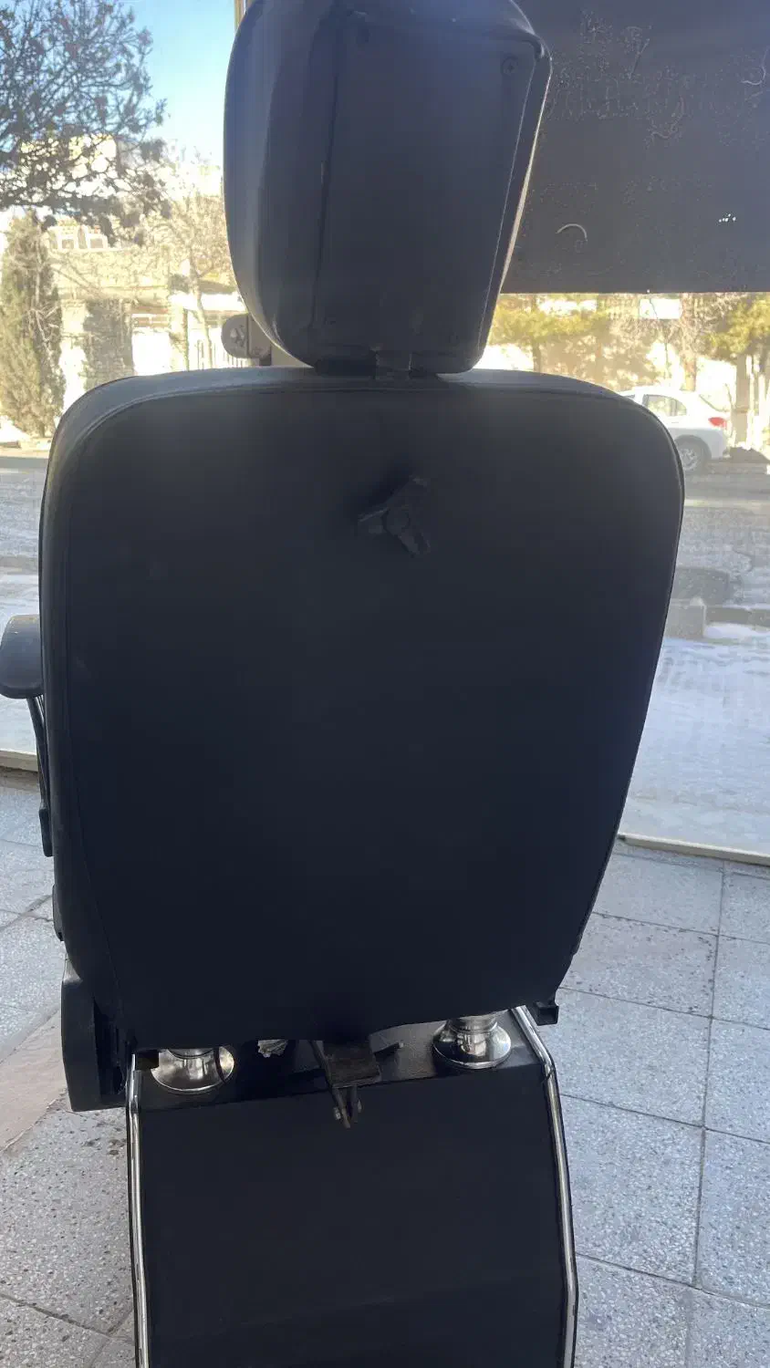 صندلی آرایشگاه|آرایشگاه و سالن‌های زیبایی|تربت‌حیدریه, شهرک ولیعصر|دیوار