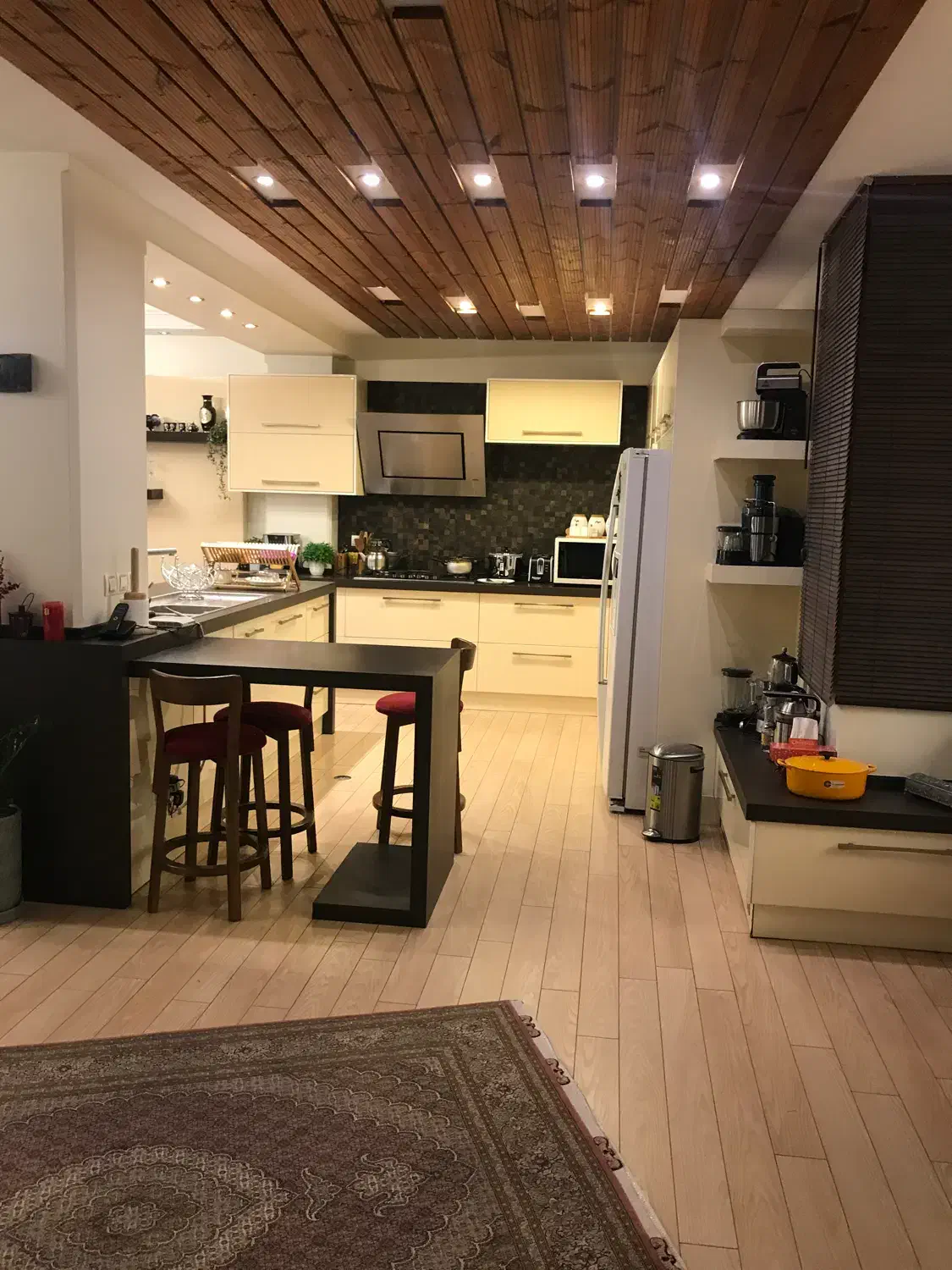 اپارتمان ۲۴۲ متر ۴ خوابه شیراز جنوبی|فروش آپارتمان|تهران, شیراز|دیوار