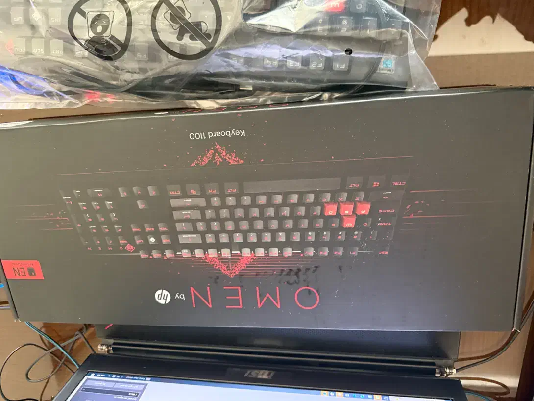 کیبورد مکانیکال HP omen|قطعات و لوازم جانبی رایانه|شیراز, چنچنه|دیوار