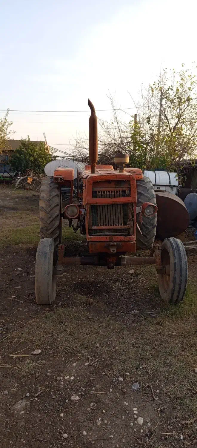 تراکتور رومانی|ماشینآلات صنعتی|گنبد کاووس, |دیوار