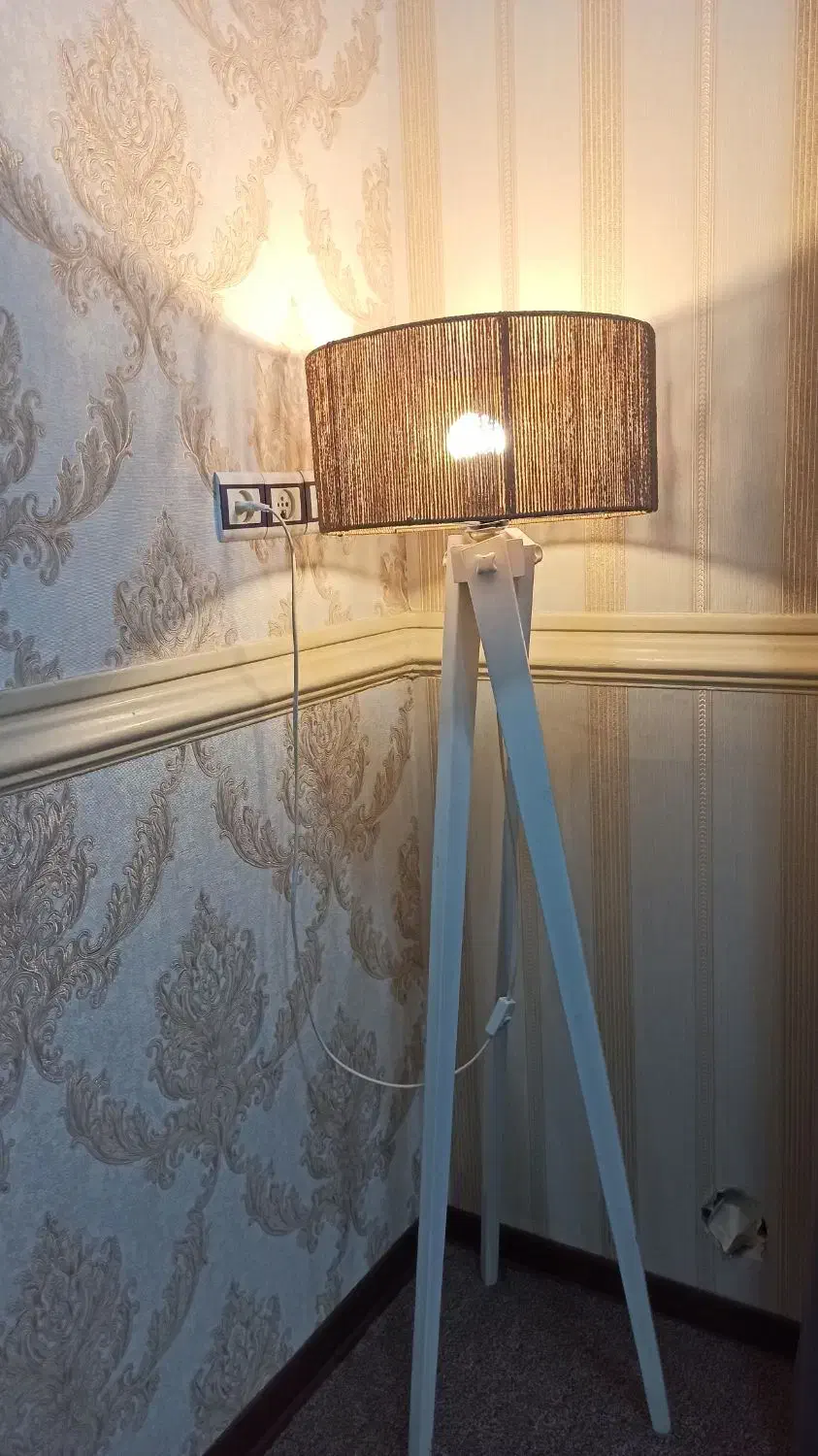 آباژور کنارمبلی رافیـا|چراغ خواب و آباژور|رامهرمز, |دیوار