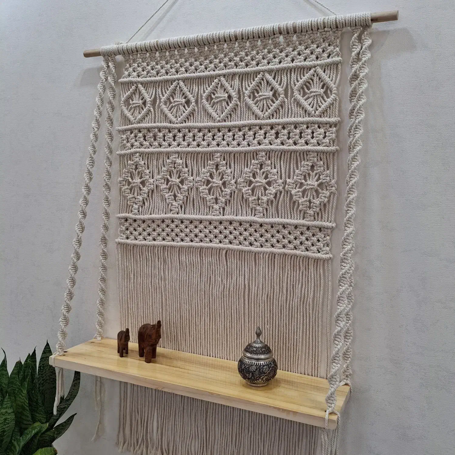 دیوارکوب شلف دار مکرومه|صنایع دستی و سایر لوازم تزئینی|بوکان, |دیوار