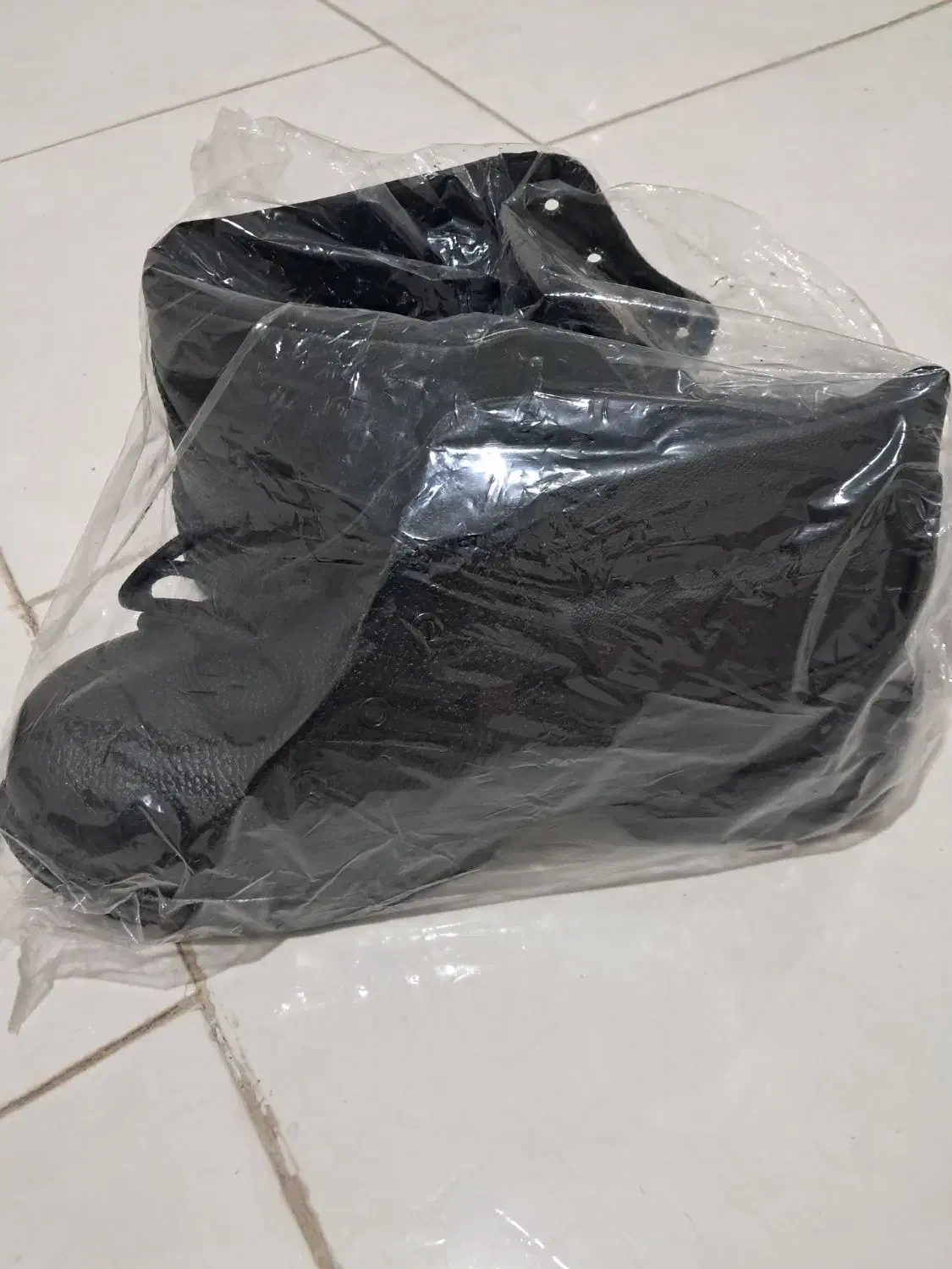 کفش ایمنی|کیف، کفش، کمربند|مشهد, کارگران|دیوار