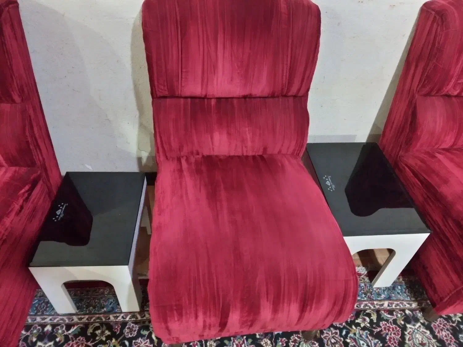 مبل ۷ نفره مخمل|مبلمان خانگی و میز عسلی|قائم‌شهر, |دیوار