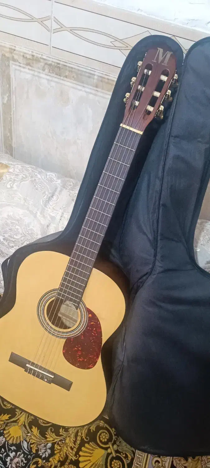 گیتار نو|گیتار، بیس، امپلیفایر|ارومیه, |دیوار