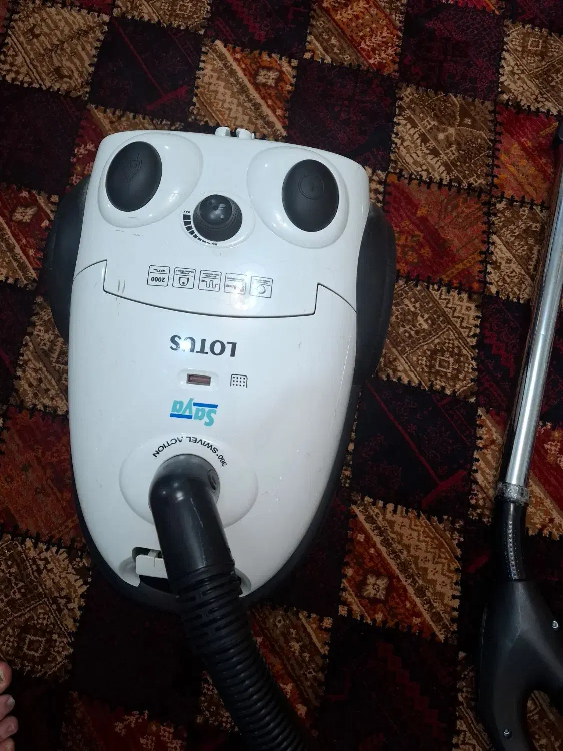 جاروبرقی سالم  و تمیز در حد نو|جاروبرقی، جارو شارژی، بخارشو|رشت, رشتیان|دیوار