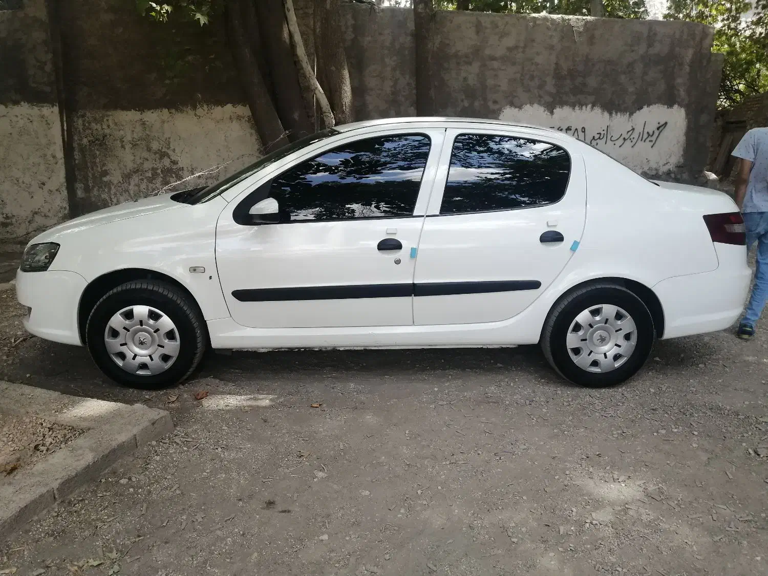 فروش رانا مدل۹۲ سالم و مرتب|خودرو سواری و وانت|شیراز, شهرک مطهری|دیوار