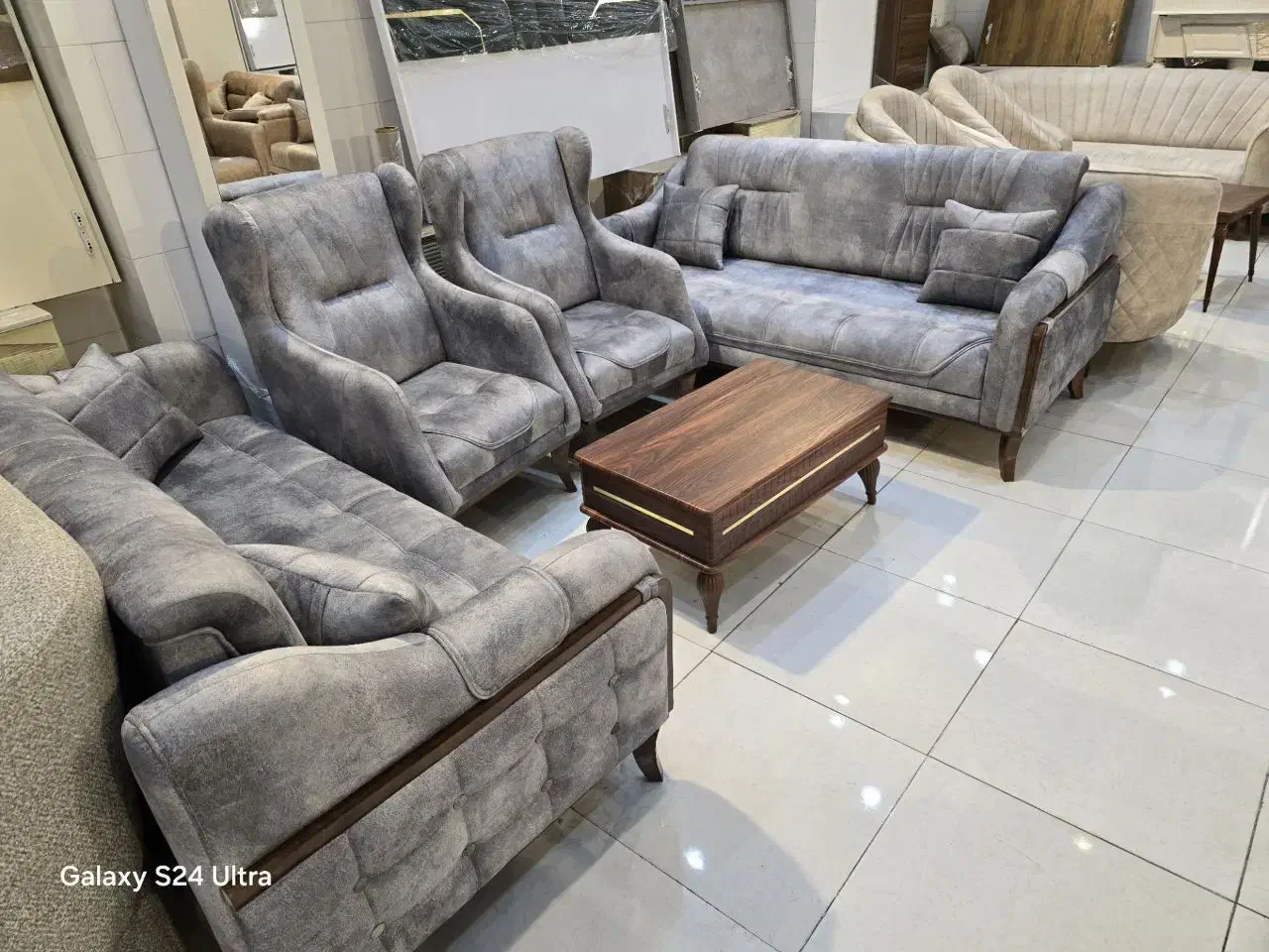 تولیدی مبلمان حسن زاده//مبل راحتی زیر قیمت  اقساطی|مبلمان خانگی و میز عسلی|تبریز, |دیوار