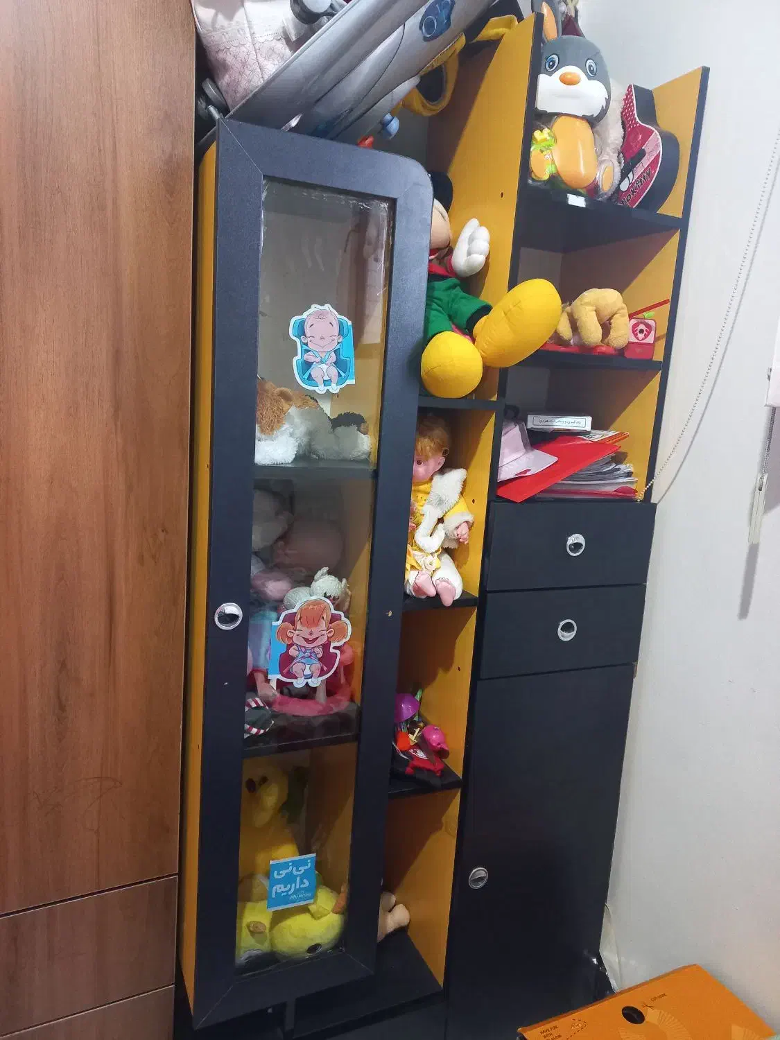 تخت و کمد نوجوان|تخت و سرویس خواب|شاهین‌شهر, شهرک ردانی پور|دیوار