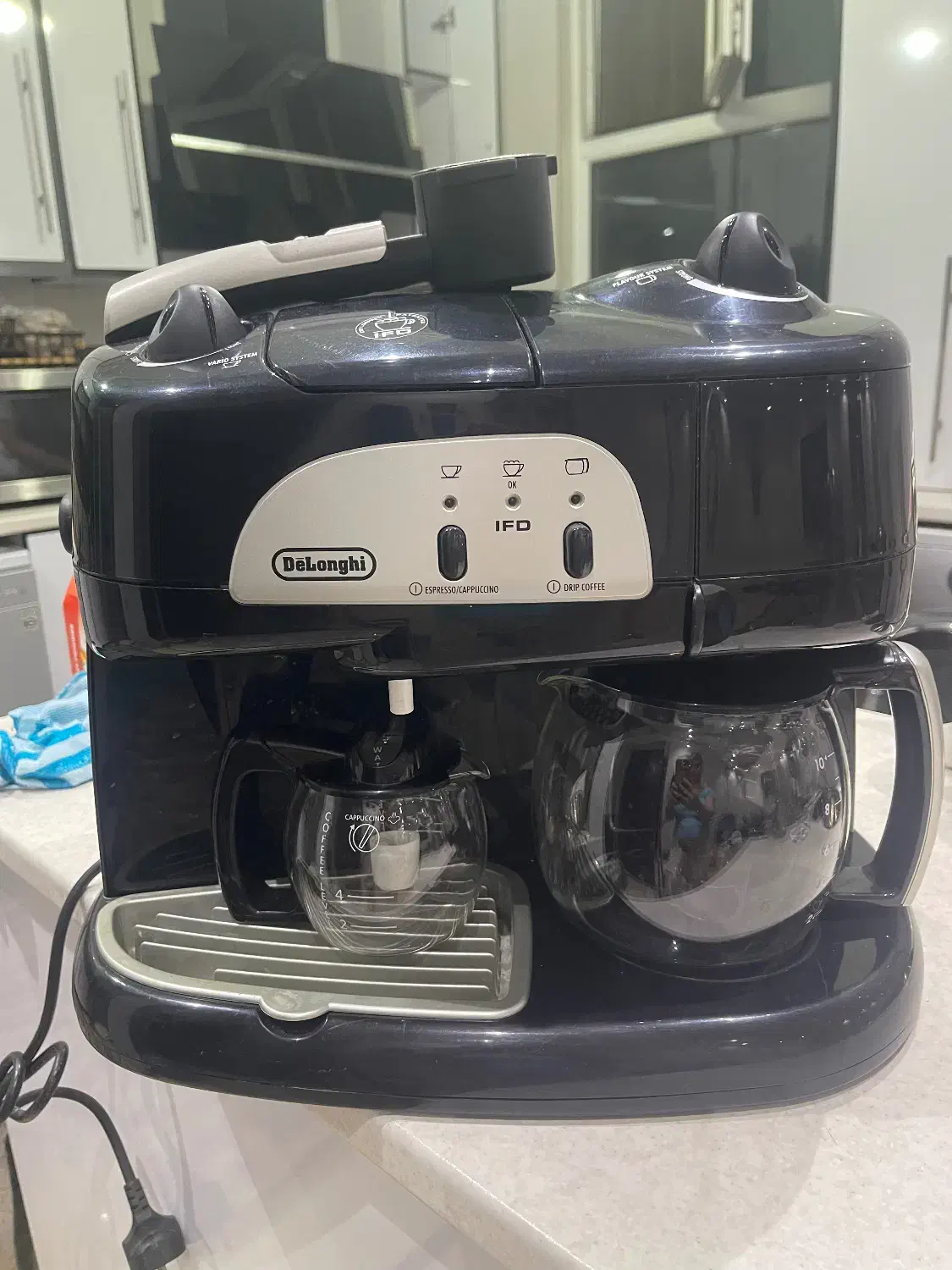 قهوه جوش دلونگی سالم و تمیز|سماور، چای‌ساز، قهوه‌ساز|ری, فیروزآباد|دیوار