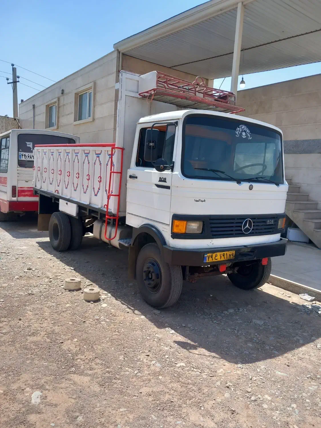 خاور ۸۰۸باری فلزی مدل ۸۲|خودرو سنگین|قزوین, |دیوار