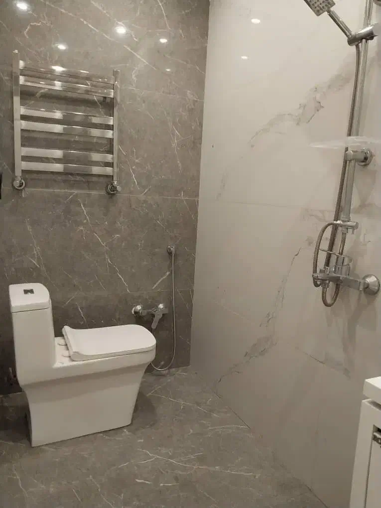 آپارتمان ۹۵ متری  جردن رهن کامل یا اجاره فول