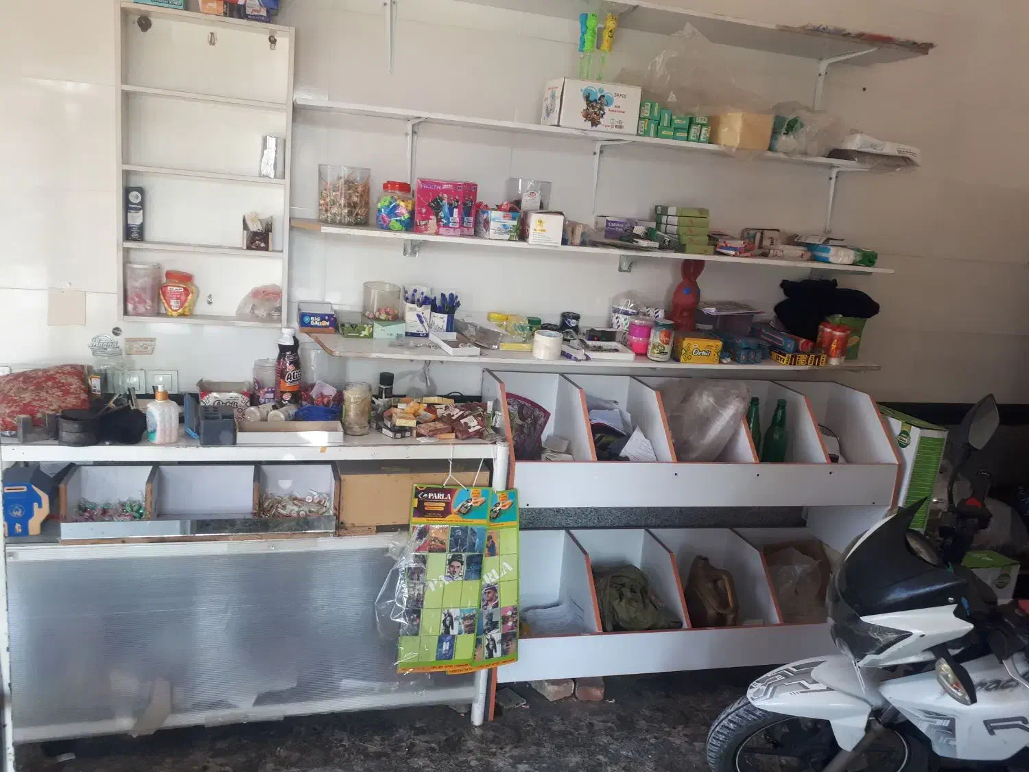 جای شکلات. جای حبوبات. استند|فروشگاه و مغازه|مشگین شهر, |دیوار