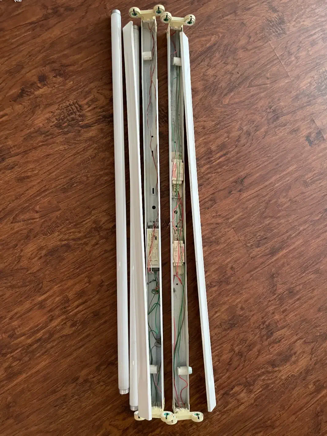 مهتابی و ترانس|لامپ و چراغ|کرمان, |دیوار