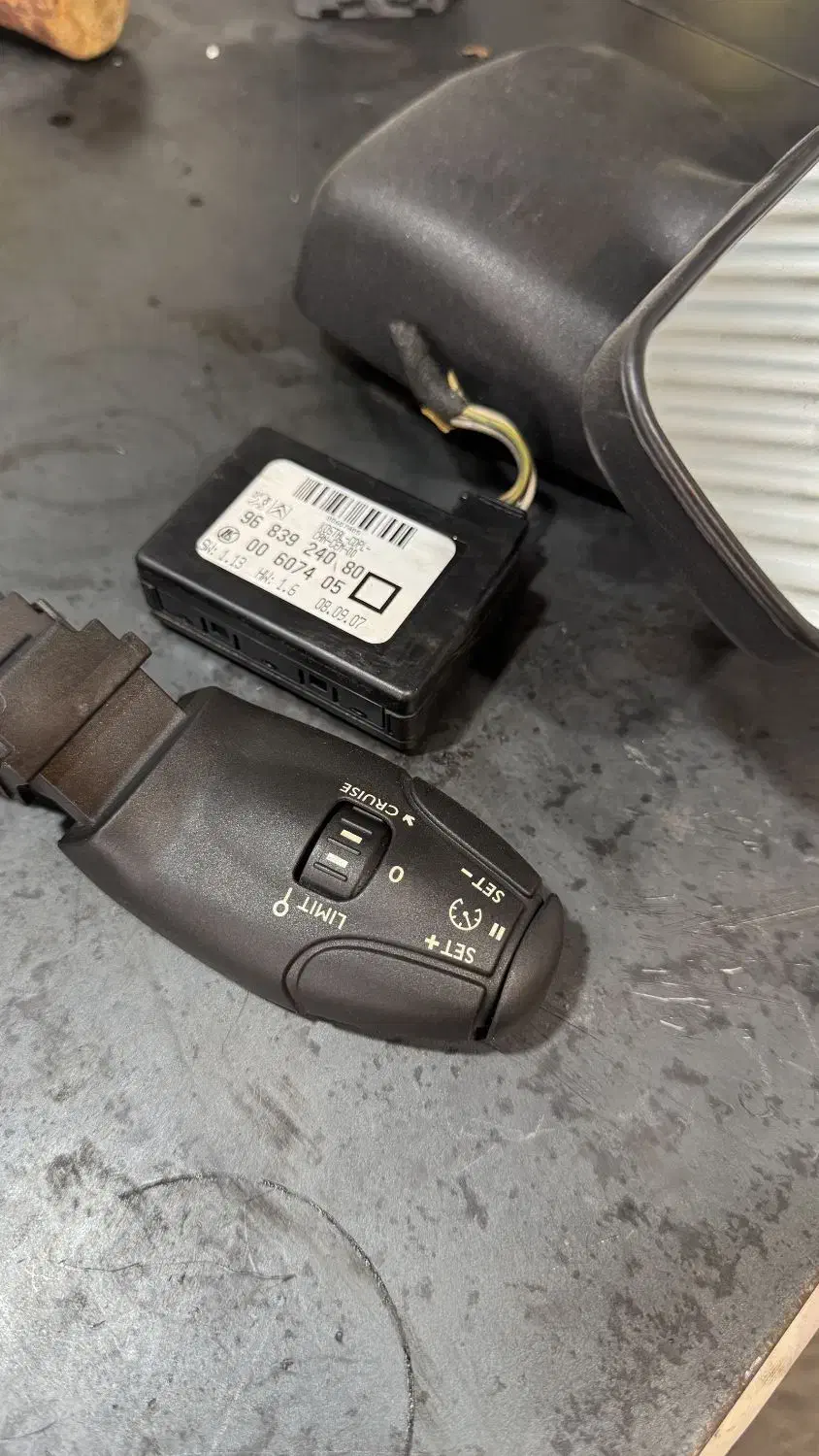 سنسور نور و باران+آینه و کروز|قطعات یدکی و لوازم جانبی|نوشهر, |دیوار