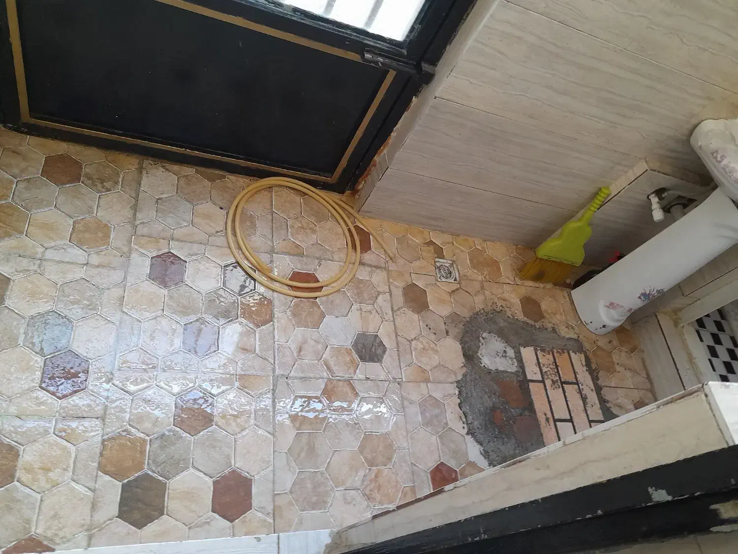 ۵۱ متر کوچه دو متری همکف ۳ دونگ|فروش خانه و ویلا|قم, حکمت شمالی|دیوار