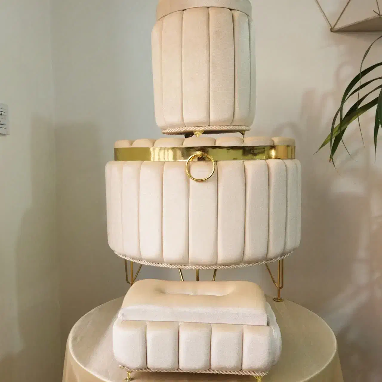 سفارش انواع باکس بزرگ و کوچیک|مبلمان خانگی و میز عسلی|تهران, بهاران|دیوار