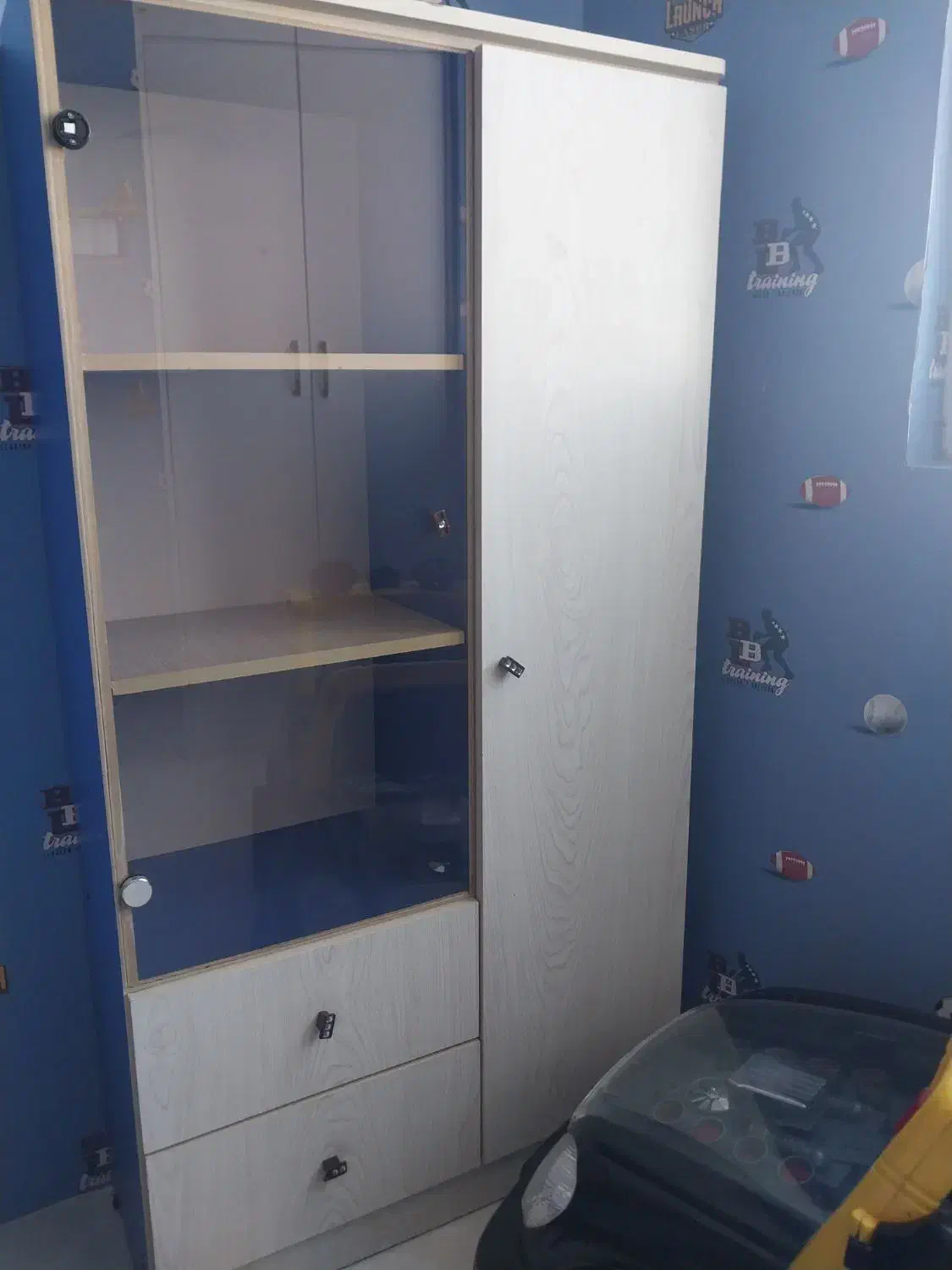 یک عددماشین شارژی .تشک . میز پاتختی . کمد|دوچرخه، اسکیت، اسکوتر|اسلام‌شهر, شهرک قائمیه|دیوار