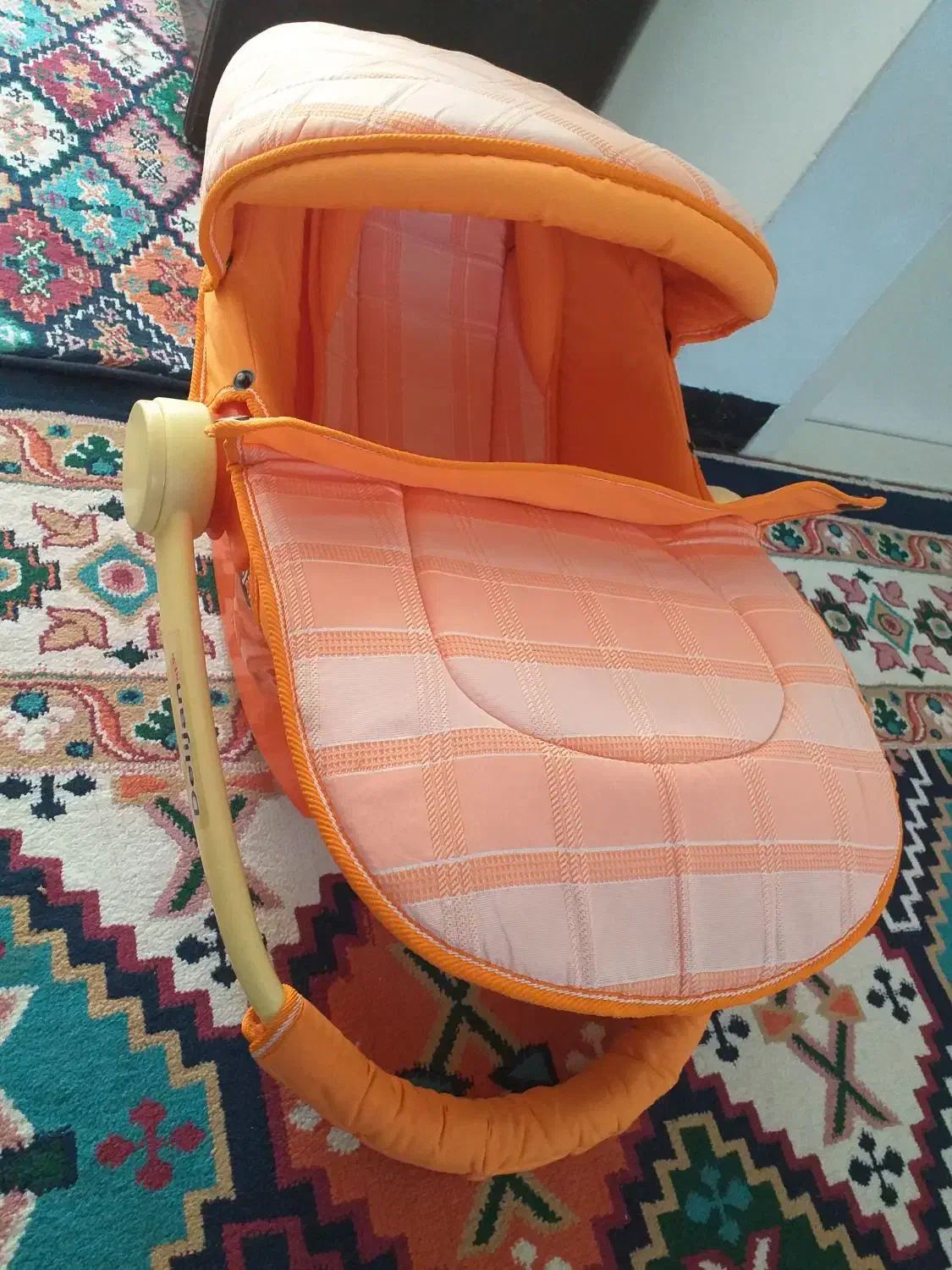 کریر تمیز در حد نو|کالسکه و لوازم جانبی|یزد, |دیوار