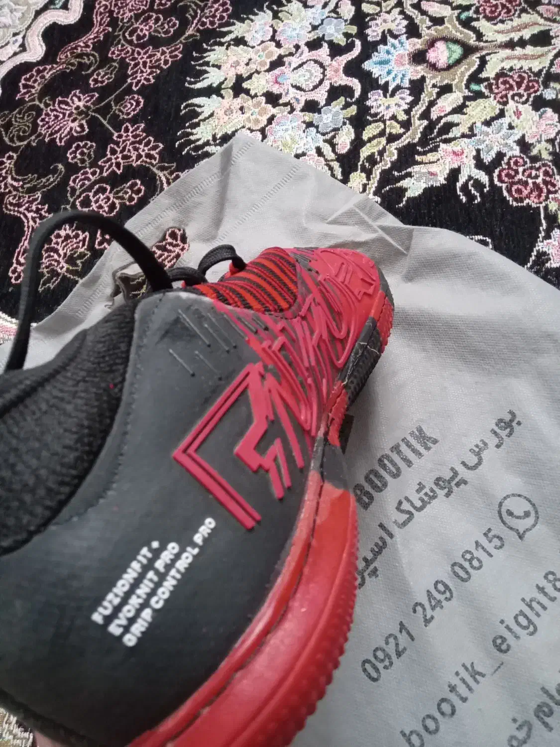 کفش فوتسال (سالنی)|تجهیزات ورزشی|دزفول, |دیوار