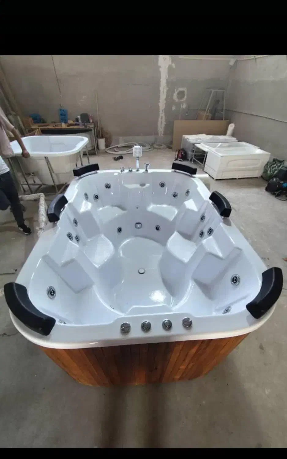 وان جکوزی ۶نفره اسپا کروم فول|لوازم حمام|بندر انزلی, جزیره|دیوار