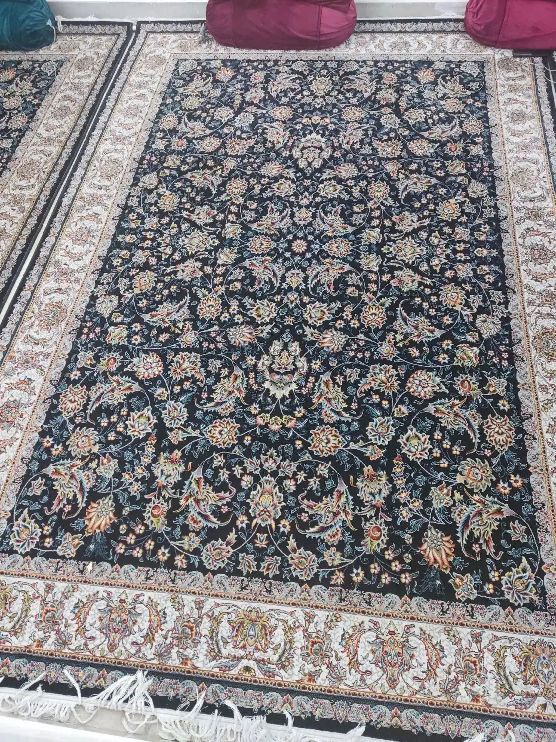 فرش دستباف گونه سرمه ای|فرش|تهران, قیام|دیوار