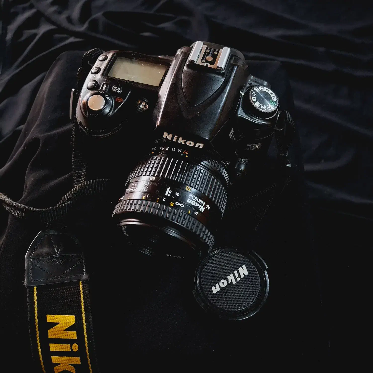 دوربین نیکون با دو لنز|دوربین عکاسی و فیلمبرداری|اصفهان, باغ زیار|دیوار