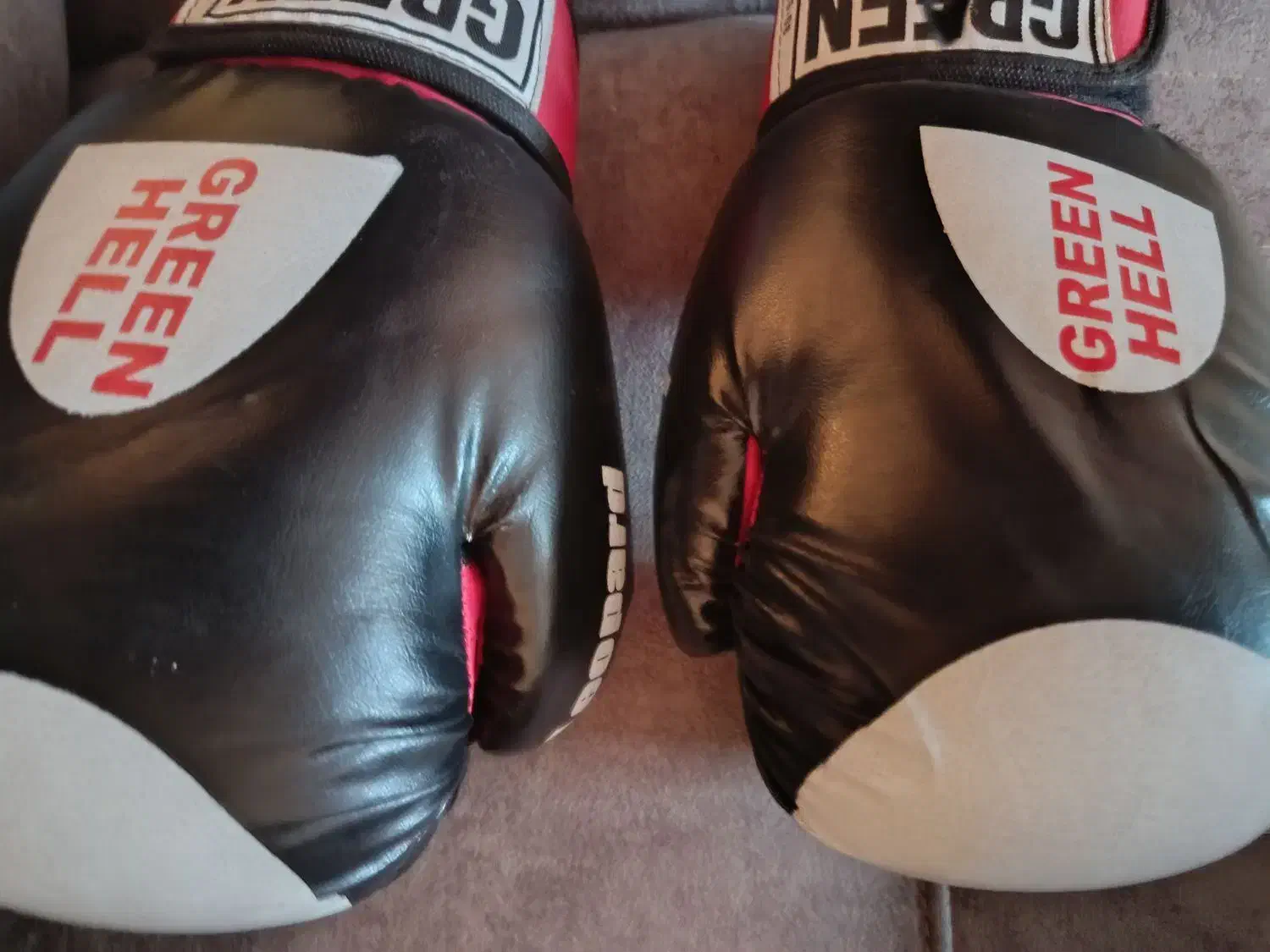 دستکش بوکس|تجهیزات ورزشی|سلماس, |دیوار