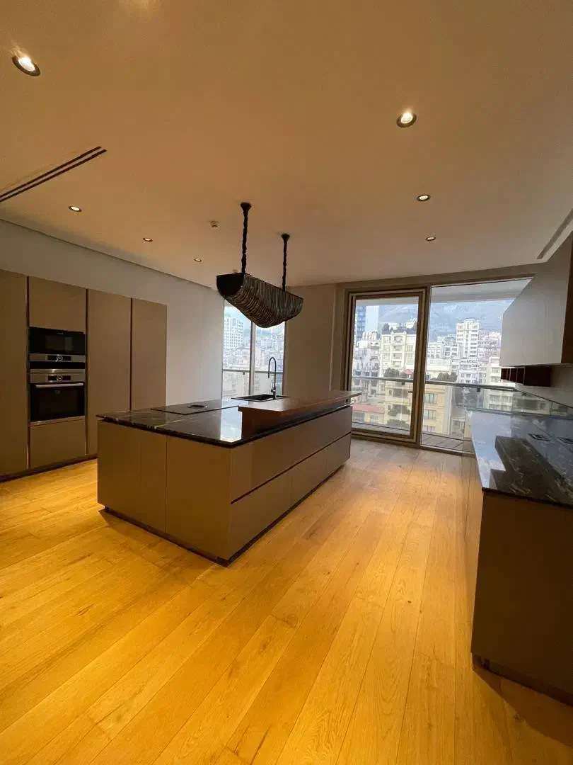 زعفرانیه ۲۴۰متر سوپرمدرن