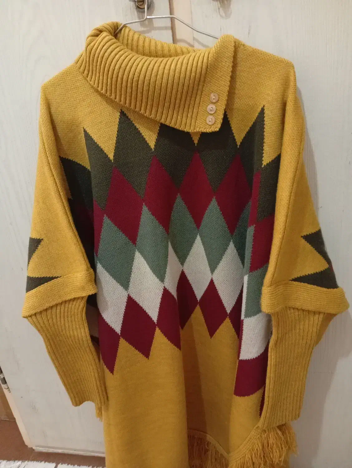 لباس پانچ کاملا نو.کفش کاملا کش|لباس|دامغان, |دیوار