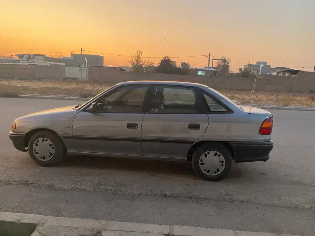 اپل آسترا مدل ۱۹۹۴|خودرو سواری و وانت|تهران, هلال احمر|دیوار