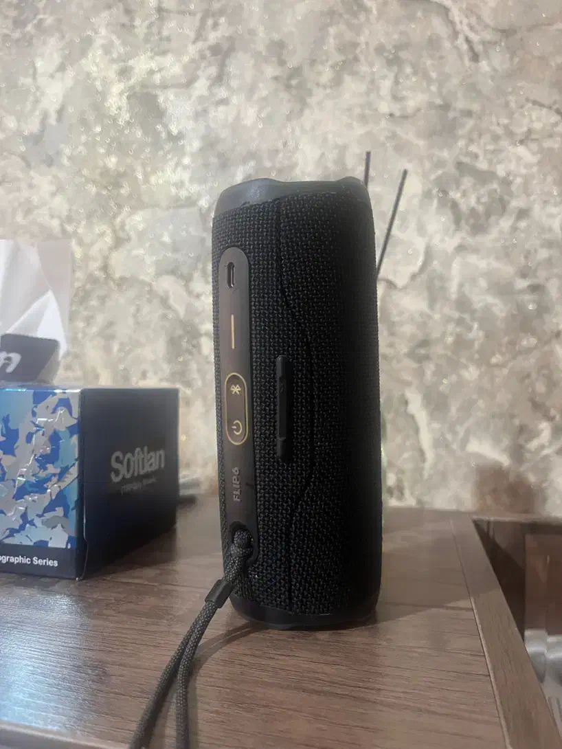 اسپیکر جی بی ال فلیپ ۶ jbl|پخش‌کننده همراه|شیراز, لاله|دیوار