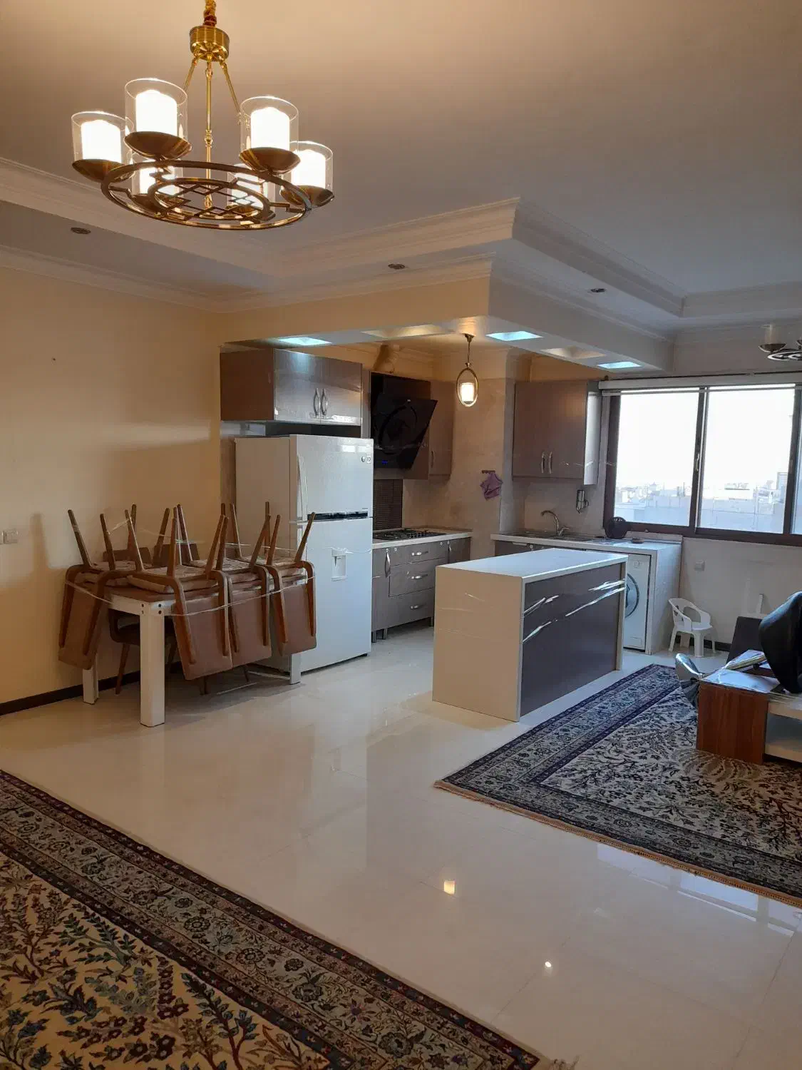 فروش آپارتمان چیذر ۸۶ متر نورگیر ۸ ساله اکازیون|فروش آپارتمان|تهران, چیذر|دیوار