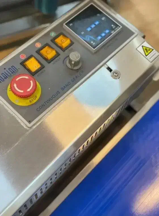 دستگاه دوخت ریلی افقی|ماشینآلات صنعتی|شهریار, شهریار|دیوار