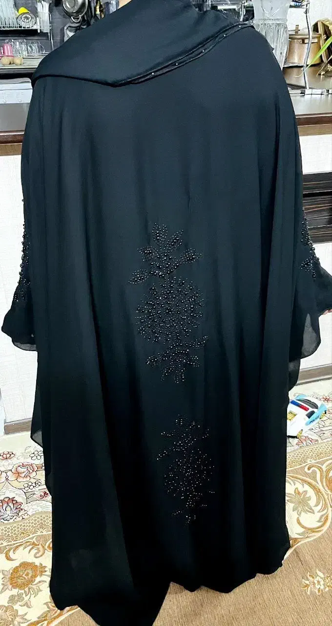 عبا و چادر|لباس|مشهد, فدک|دیوار