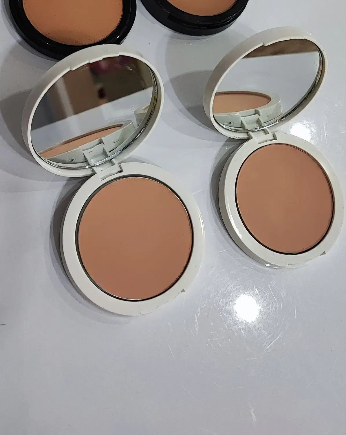 لوازم ارایشی|آرایشی، بهداشتی، درمانی|اشتهارد, |دیوار