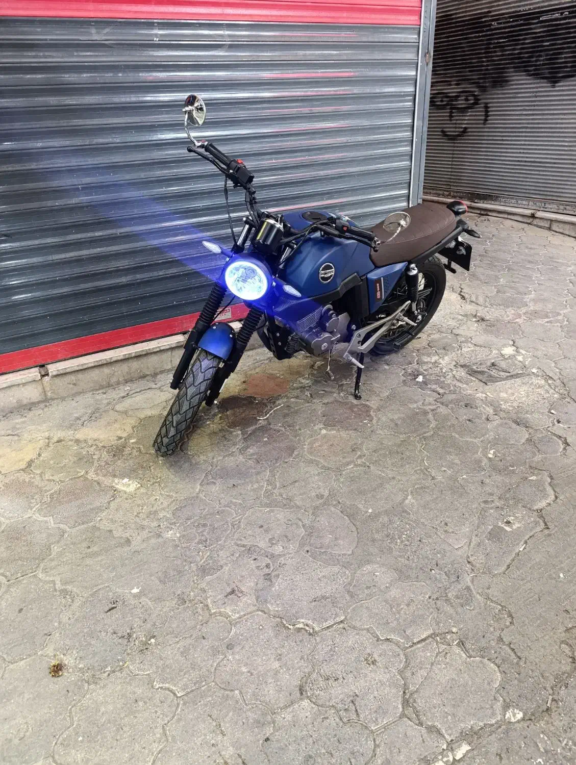 موتور زونتس na طرح روسی|موتورسیکلت|بروجرد, |دیوار