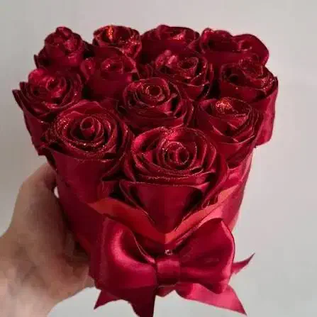 دسته گل و باکس رز روبانی|گل مصنوعی|کازرون, |دیوار