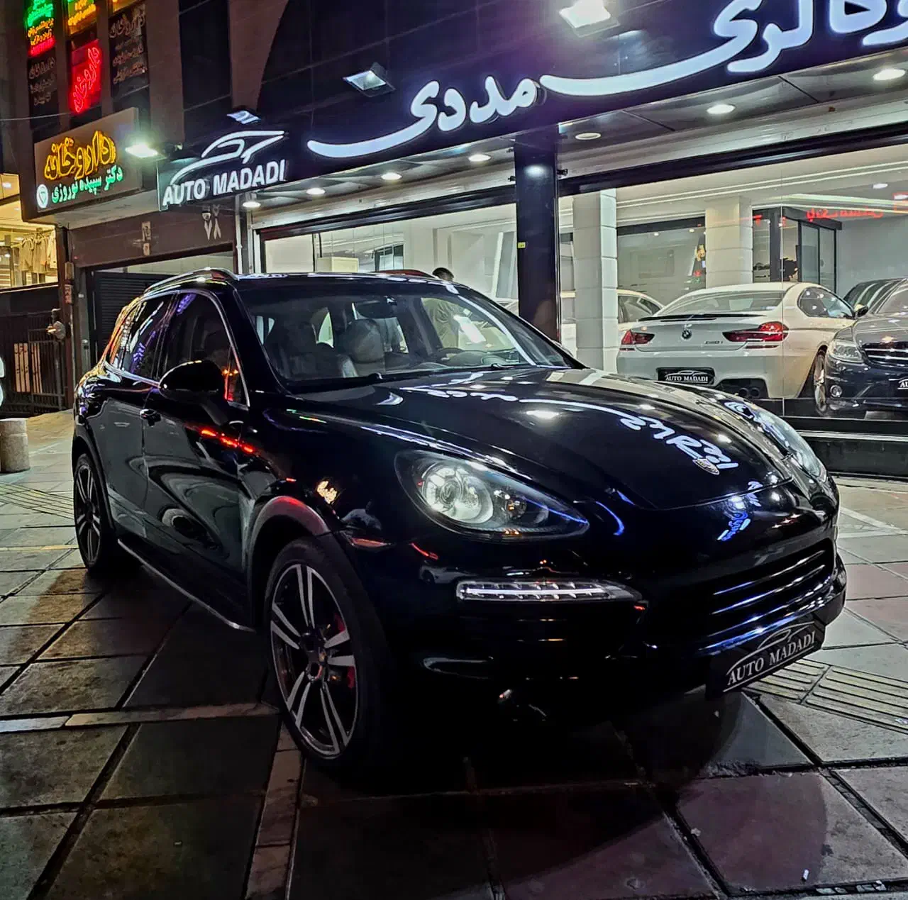 Porsche cayenne 2012|خودرو سواری و وانت|تهران, سعادت‌آباد|دیوار