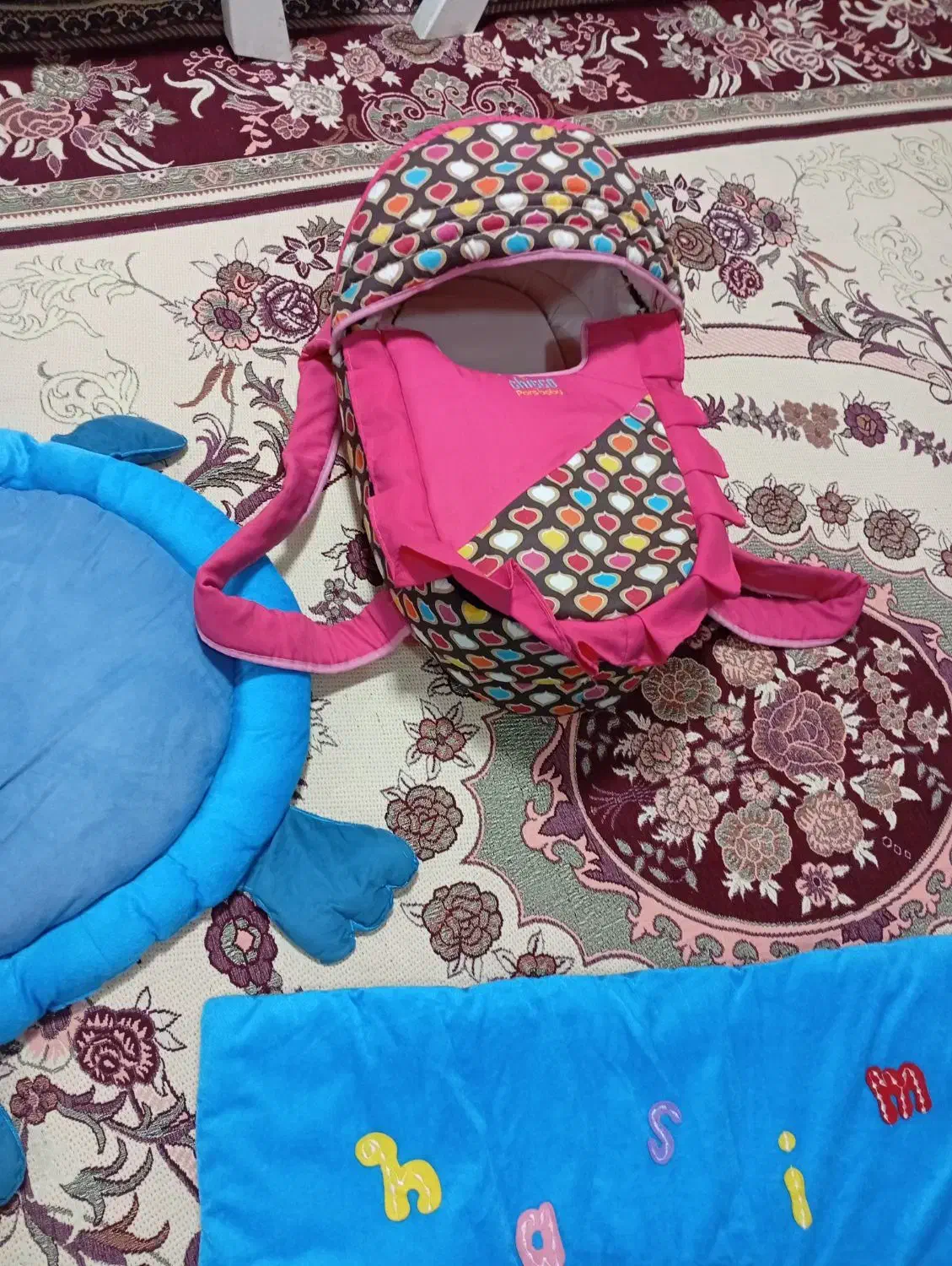 دوسرویس خواب یکی طرح قورباغه یکی فیلی|رختخواب، بالش، پتو|سیرجان, |دیوار