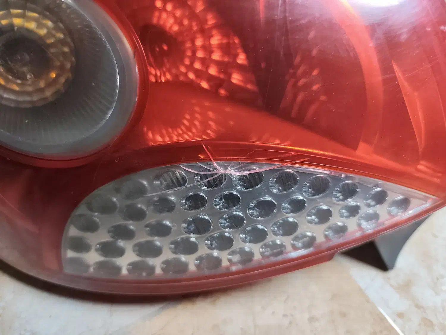 چراغ عقب ۲۰۷ فابریک|قطعات یدکی و لوازم جانبی|تهران, پرستار|دیوار