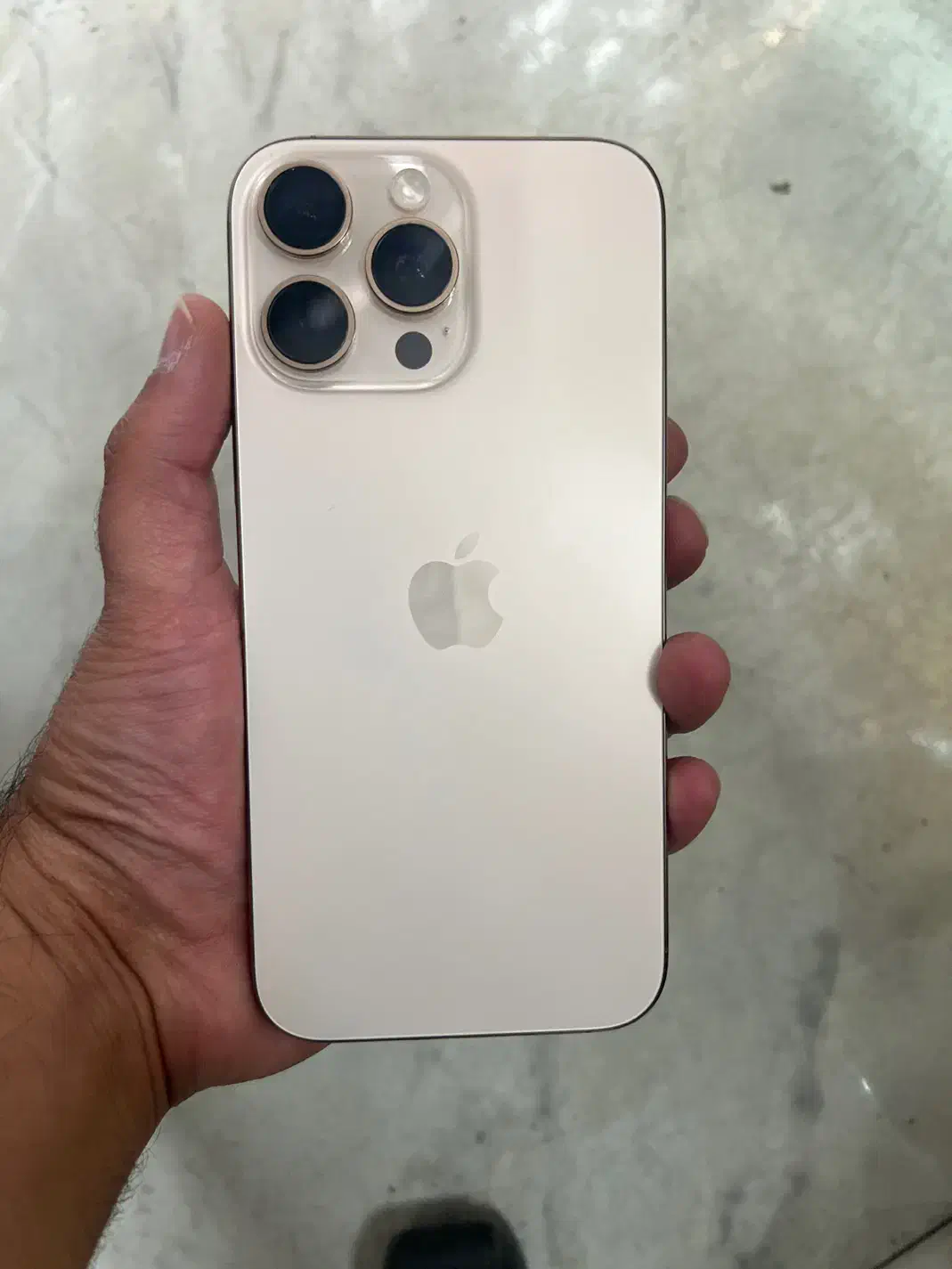 ایفون ۱۶ پرو مکس|موبایل|کرج, کوی امامیه|دیوار