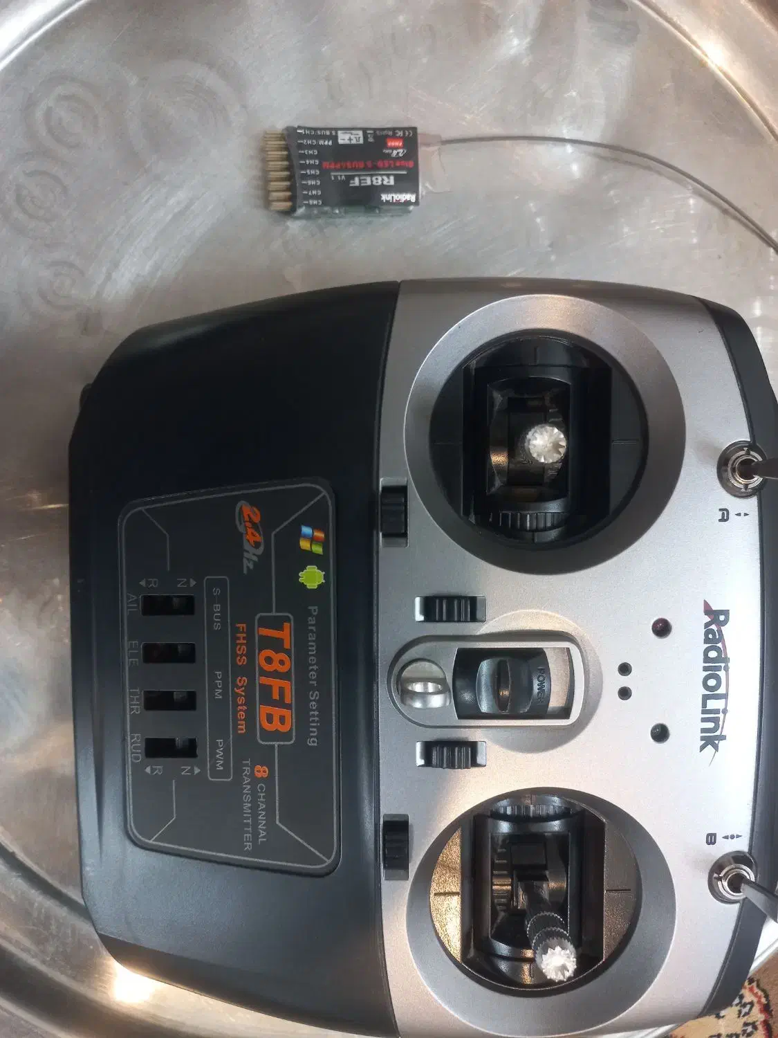 رادیو کنترل ۸ کاناله|کنسول، بازی ویدئویی و آنلاین|اصفهان, هفتون|دیوار