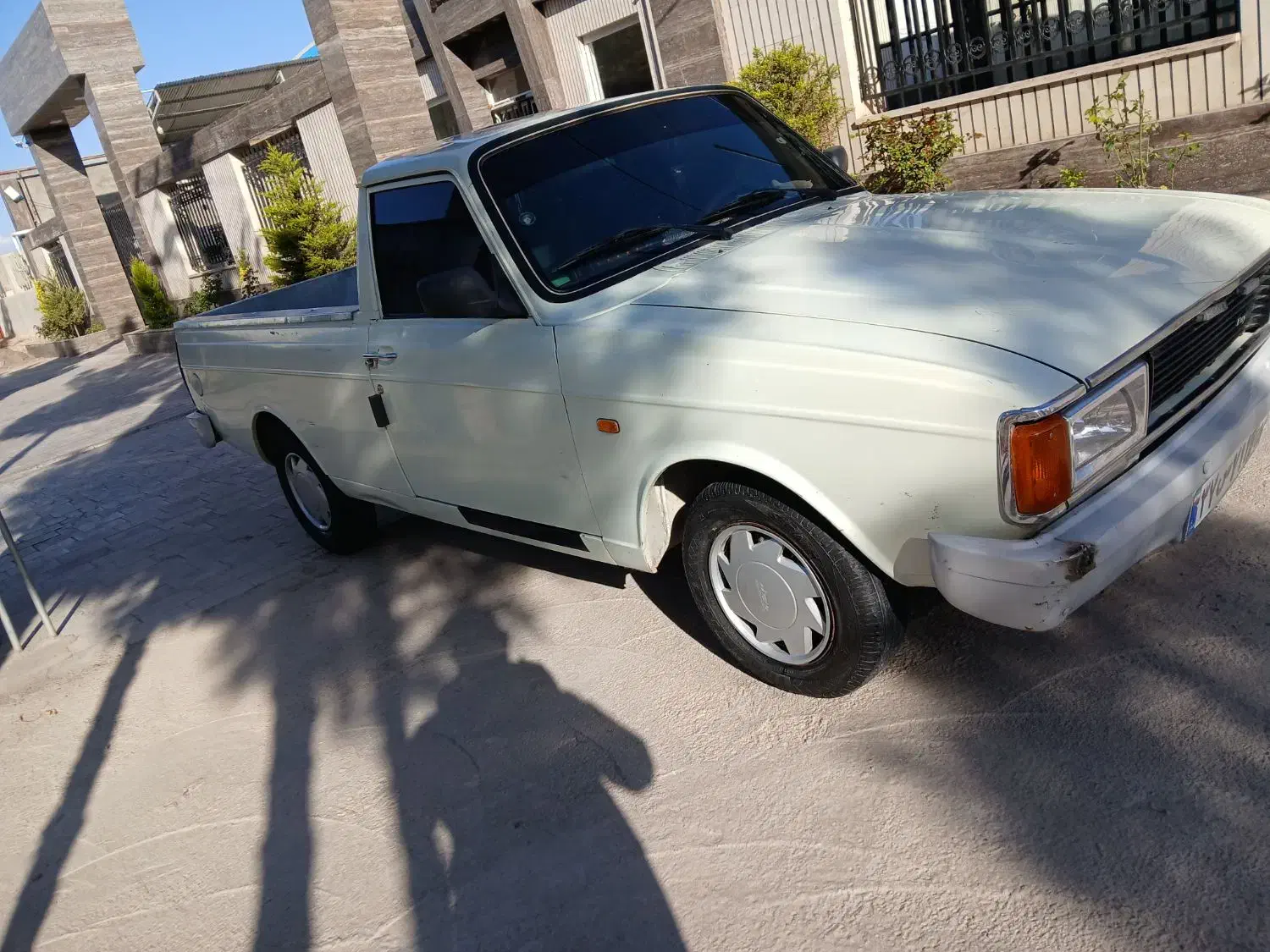 فروش یامعاوضه وانت پیکان مدل ۹۳|خودرو سواری و وانت|سیرجان, |دیوار